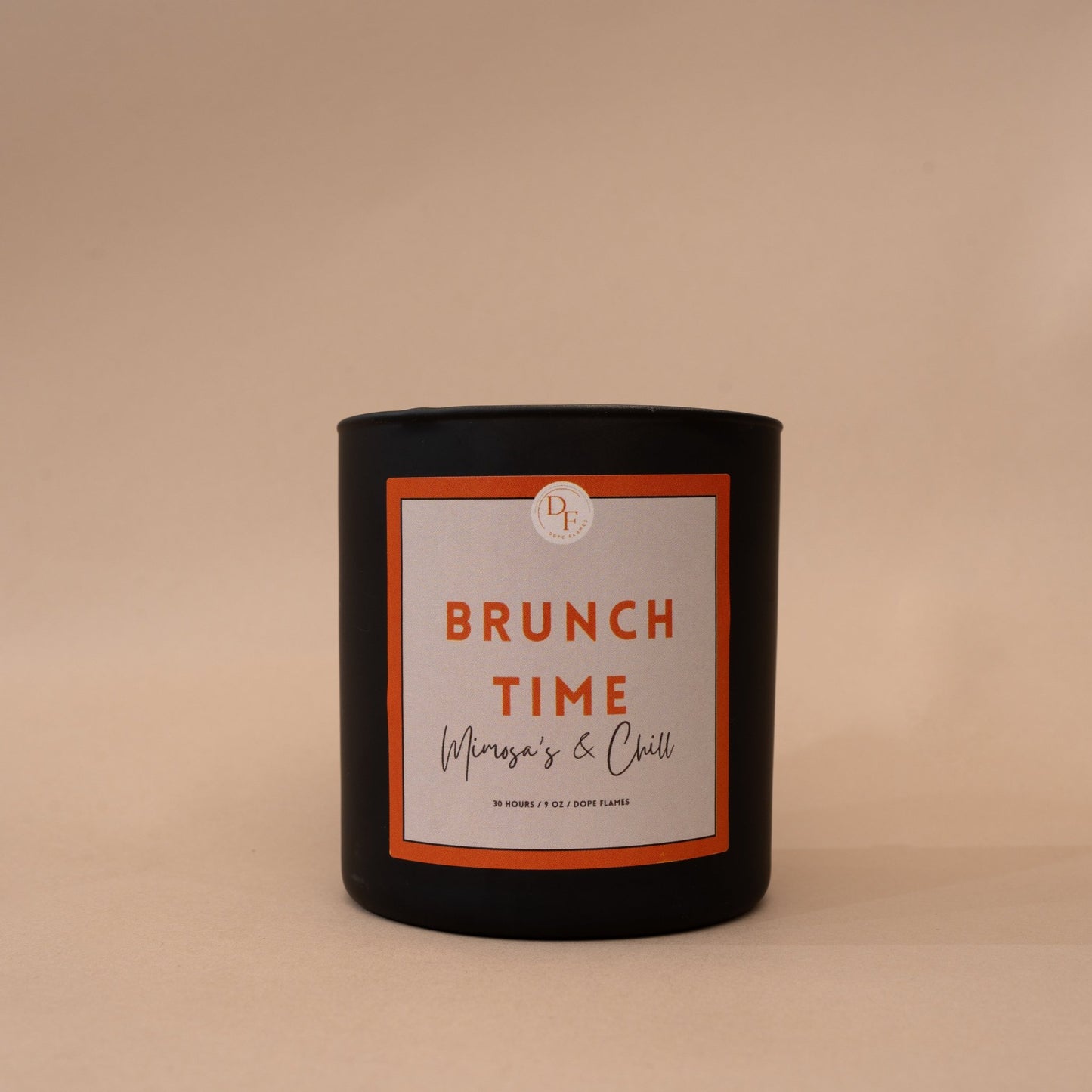 Indulge in the pleasure of a luxurious brunch experience with Brunch Time: Mimosa's & Chill! The sparkling citrus scent and burst of Mandarin orange and mimosa will refresh the senses and fill the room with warmth and joy. Enjoy this unique blend of aromas with a wooden wick, perfect for any occasion.