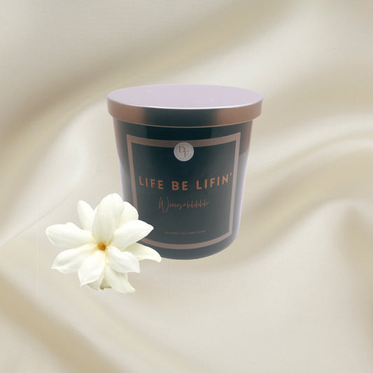 Experience the amazing calming aroma of Life Be Lifin' candle, featuring a delicate blend of gardenia and tuberose. With its clean scent and wooden wick, it's the perfect addition to any space for a luxurious and peaceful ambience. Enjoy an inviting atmosphere filled with soft, tranquil vibes. Live life, be lifin'!